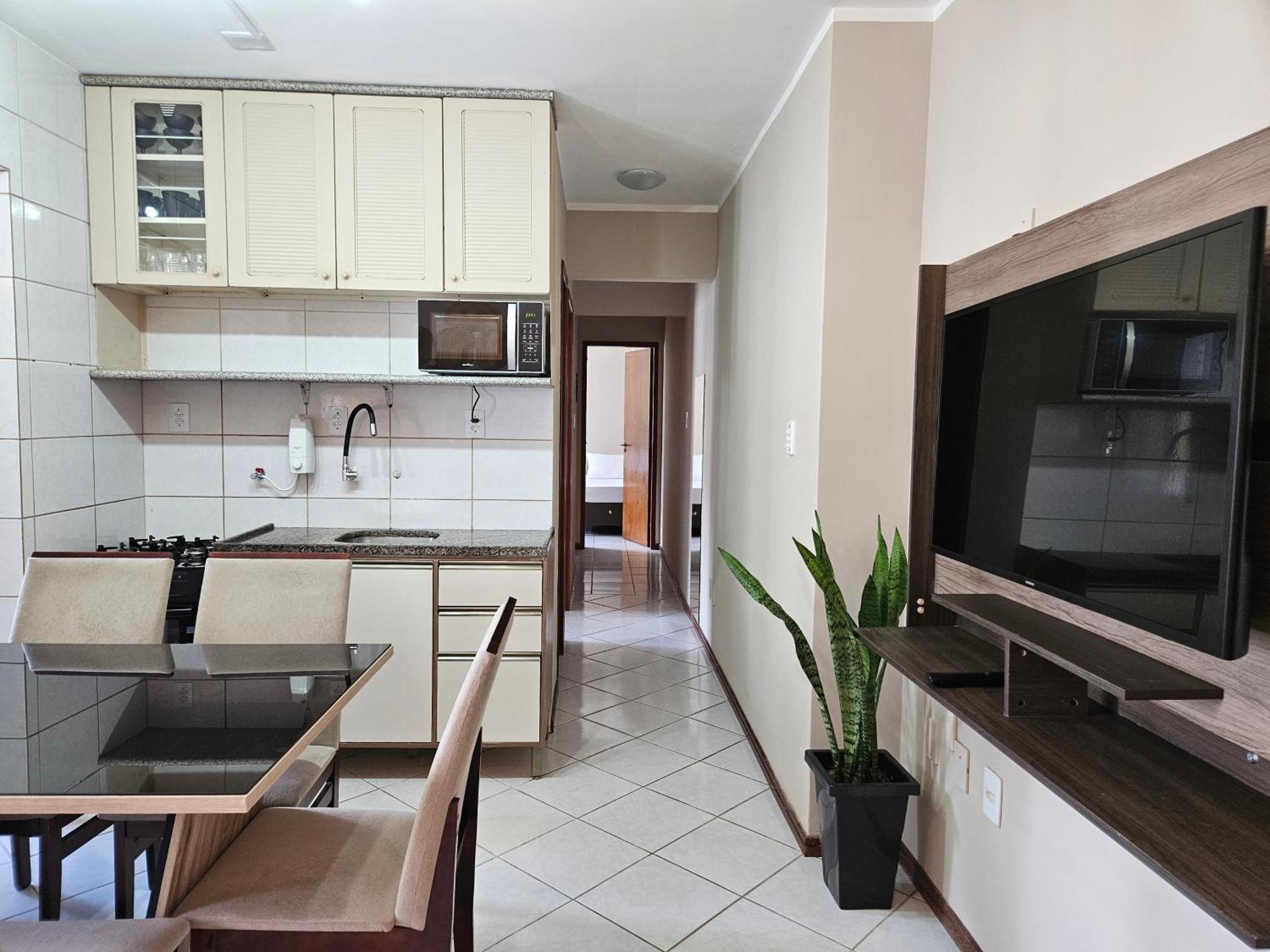 2 Quartos A 200Mts Praia Central, Garagem, Churrasqueira, Wi-Fi 90 Mbps, Pet Friendly Balneário Camboriú Kültér fotó